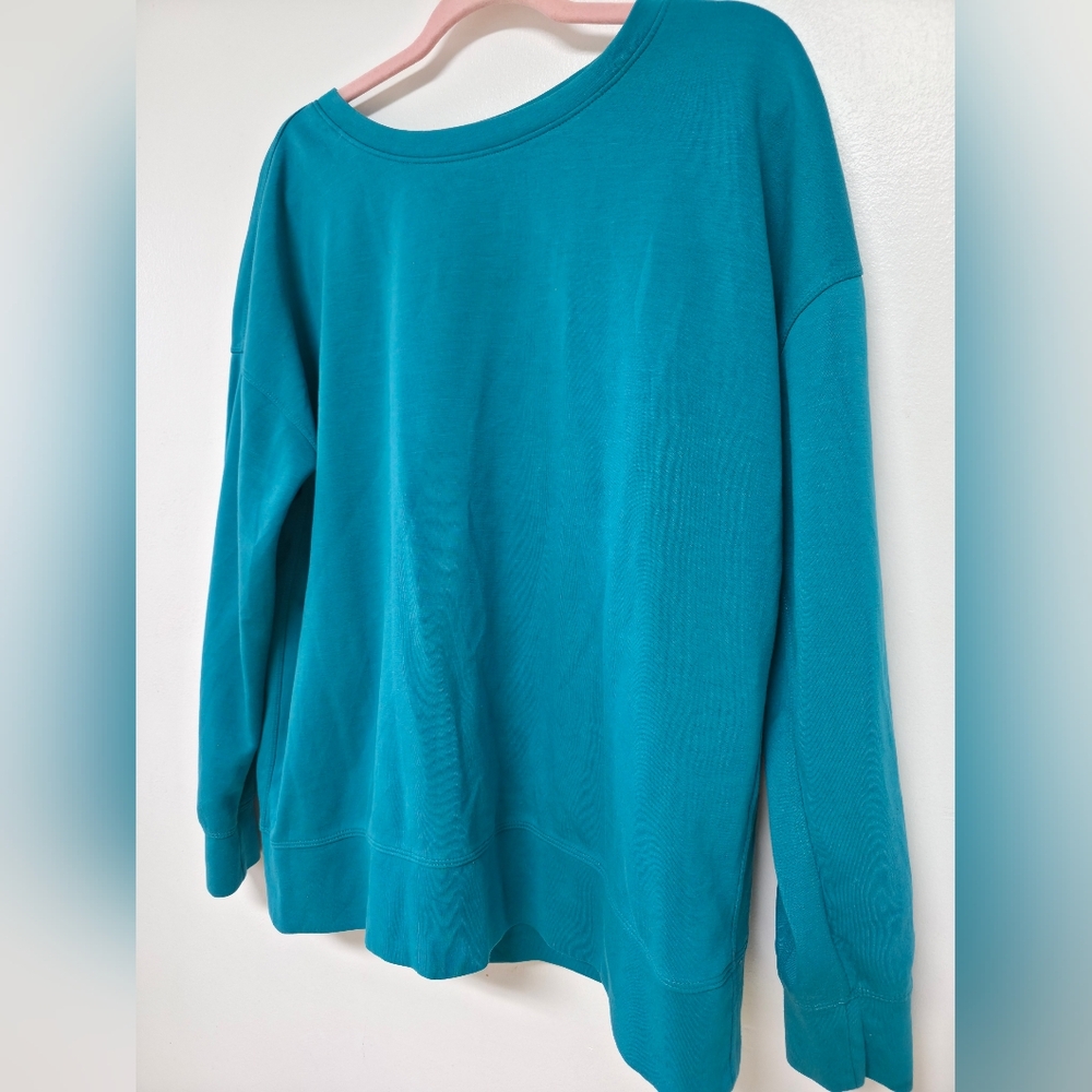 Mondetta Turquoise Long Sleeve Top